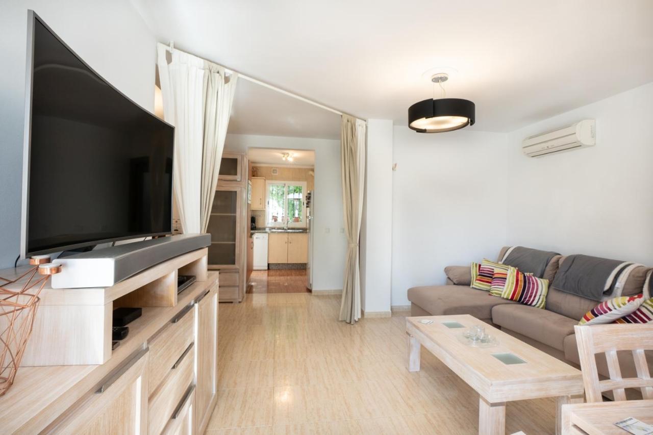 Marina Bella 1F Menyber Apartment Nerja Bagian luar foto