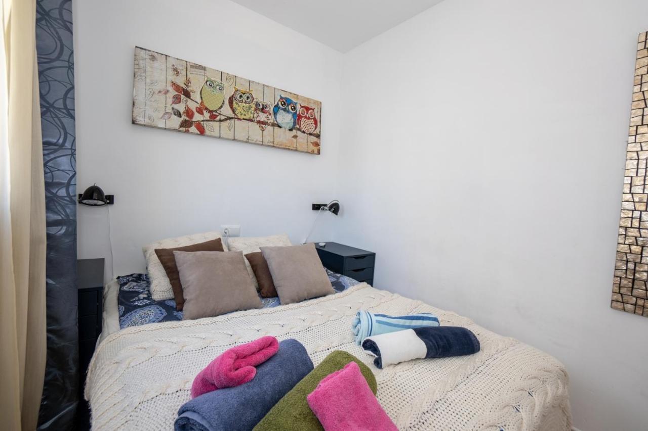 Marina Bella 1F Menyber Apartment Nerja Bagian luar foto