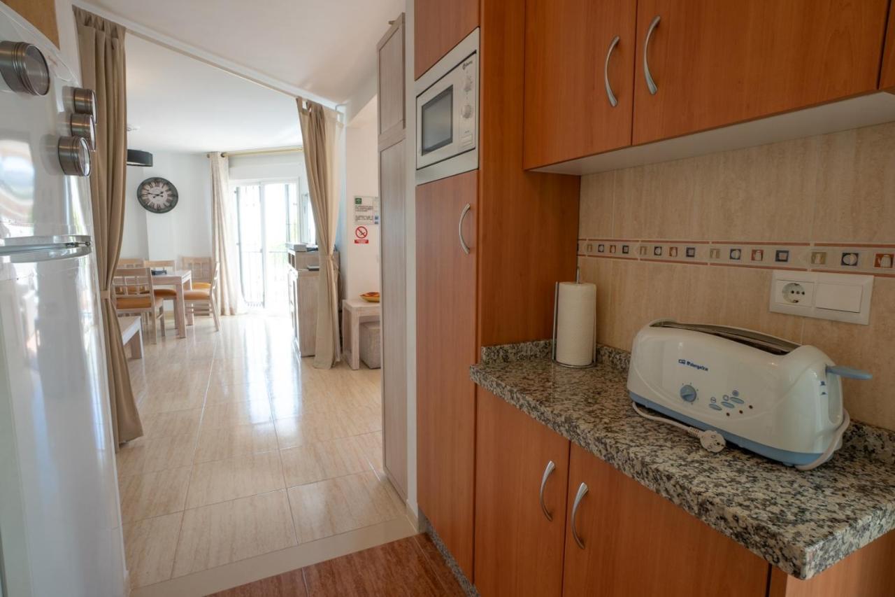 Marina Bella 1F Menyber Apartment Nerja Bagian luar foto