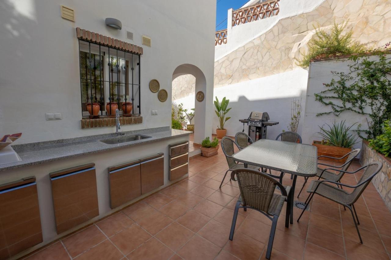 Marina Bella 1F Menyber Apartment Nerja Bagian luar foto